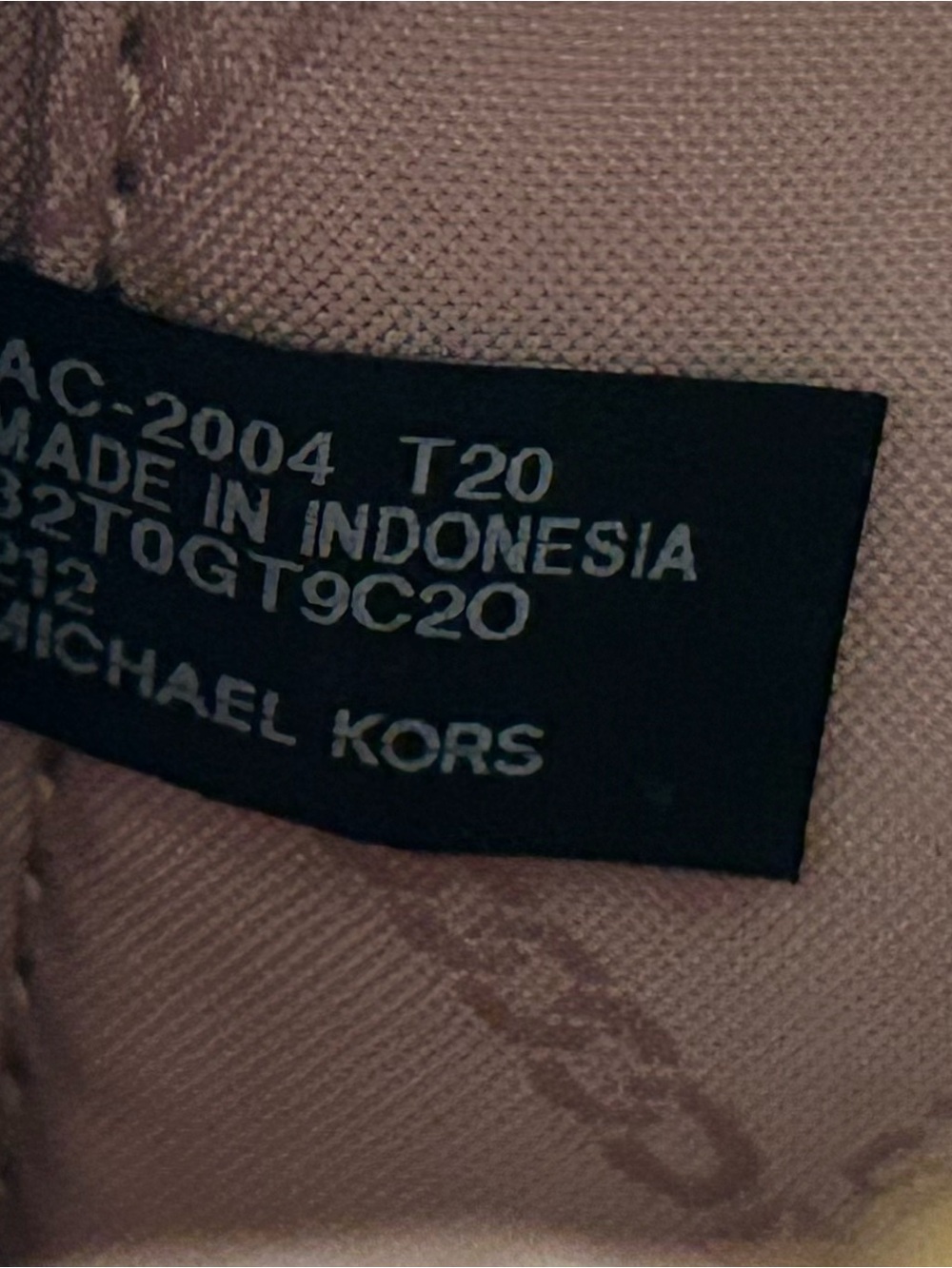 Michael Kors purse and wallet - Picture 4 of 14